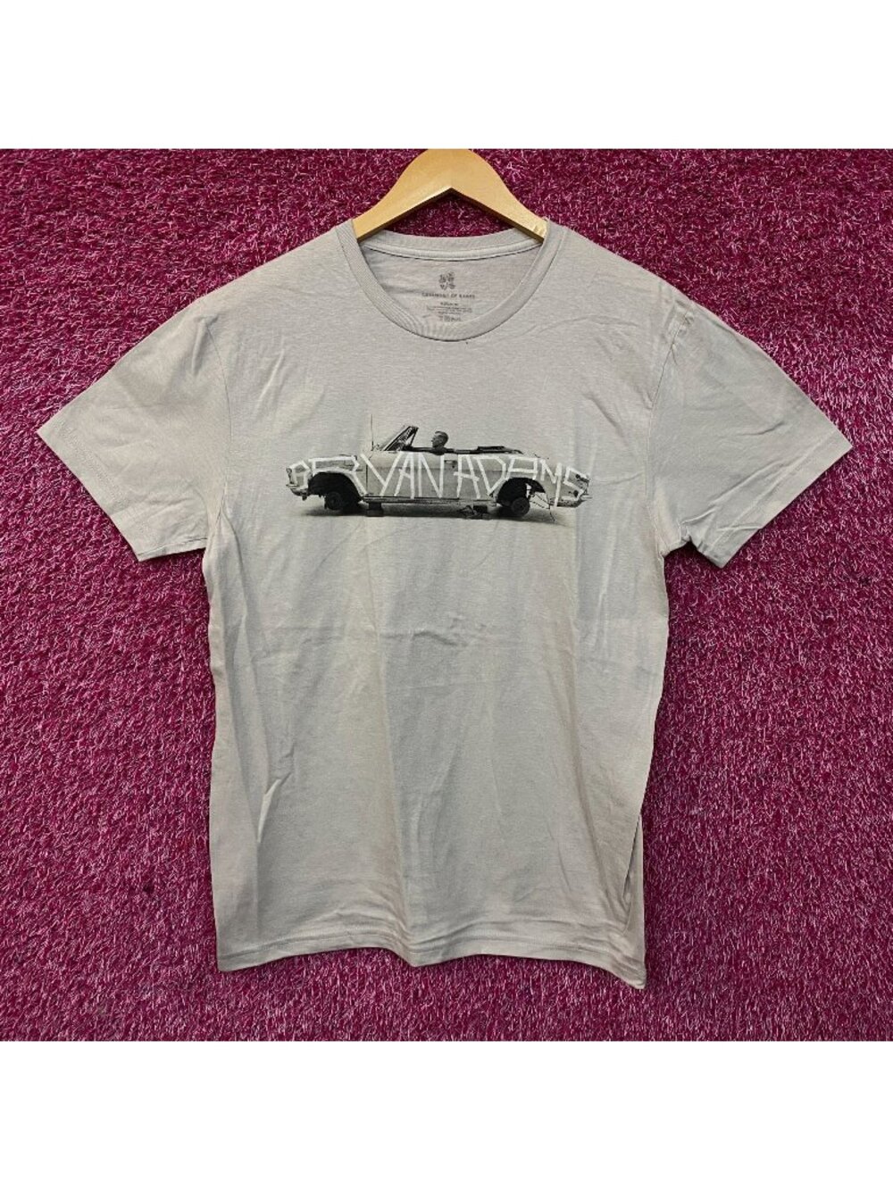 Bryan Adams So Happy It Hurts Tour Rock T-Shirt Medium